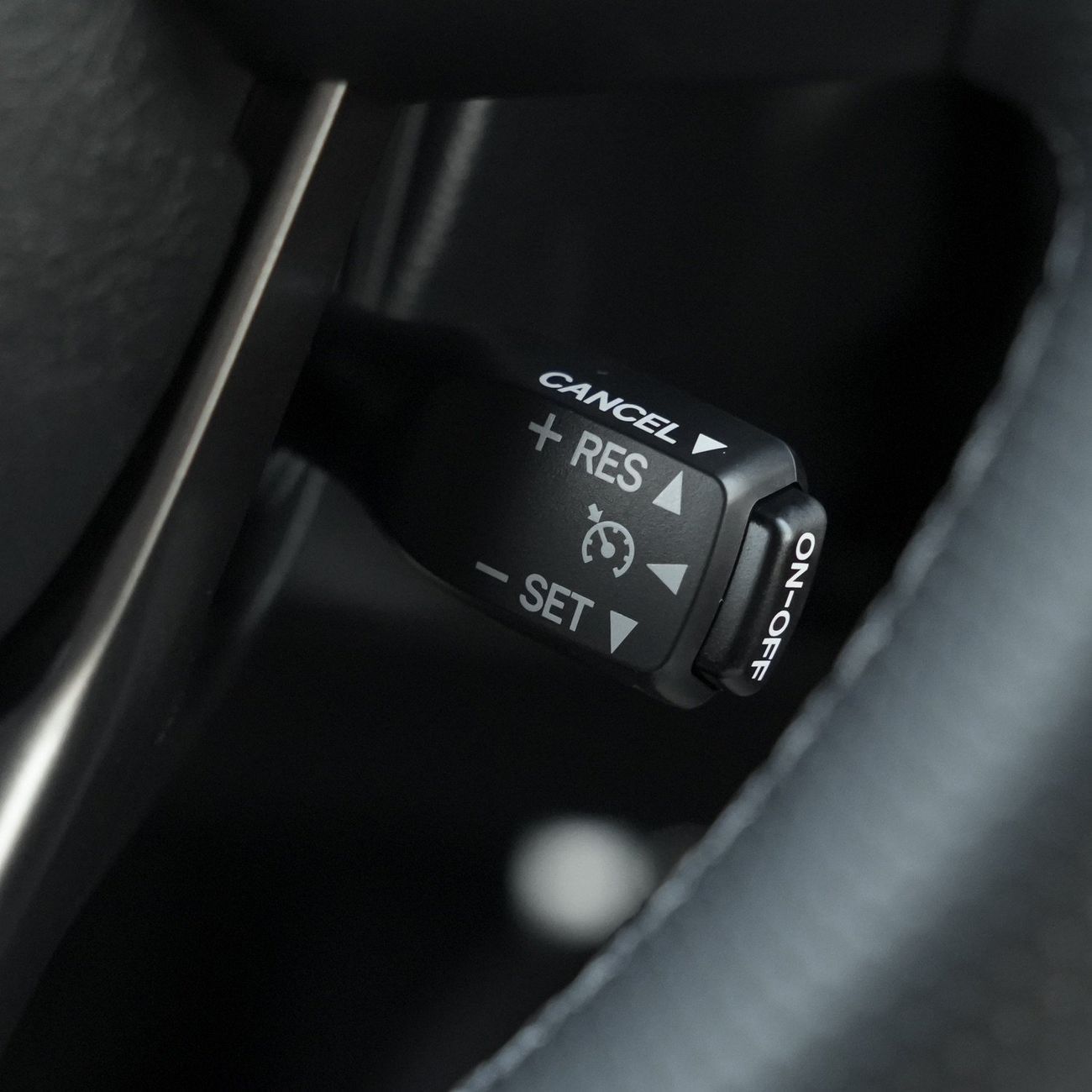 تويوتا هيلوكس GR Sport 4.0L