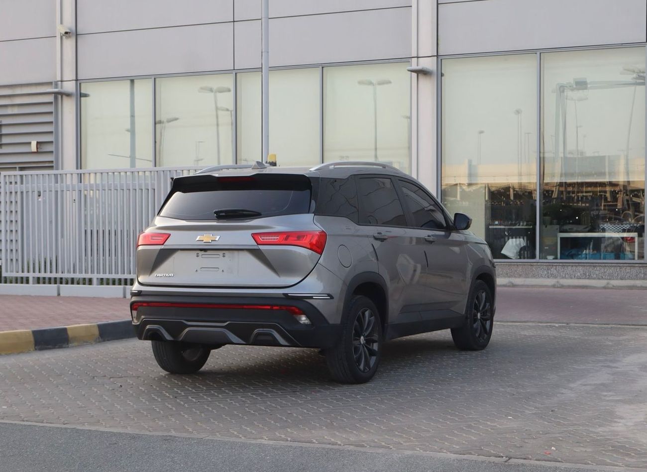 Chevrolet Captiva LT 1.5L (149 HP) (5 Seater)