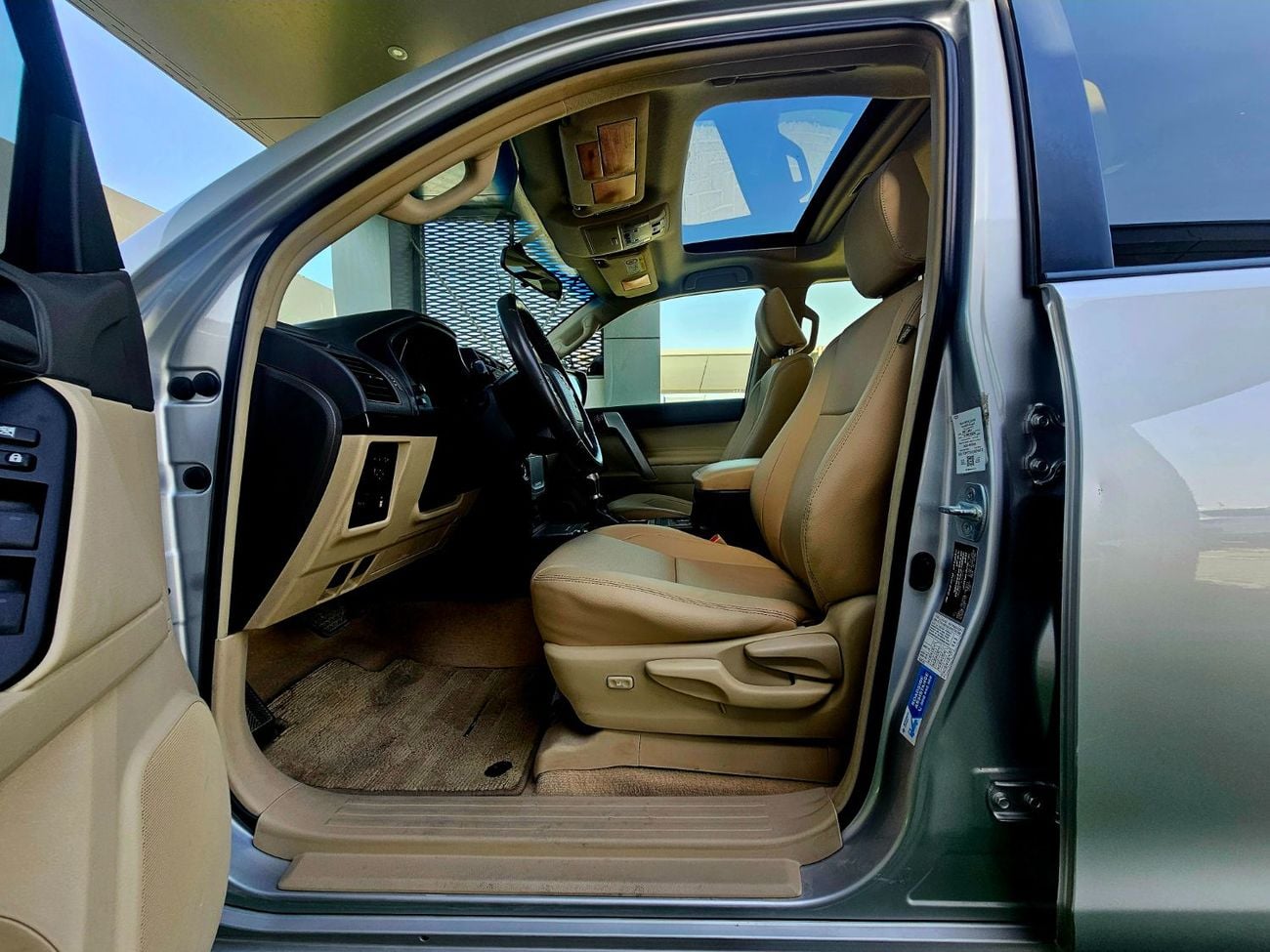 تويوتا برادو GXR/ SUNROOF LEATHER/ ORIGINAL PAINT/ V6 4.0 4WD/ NON ACCIDENT