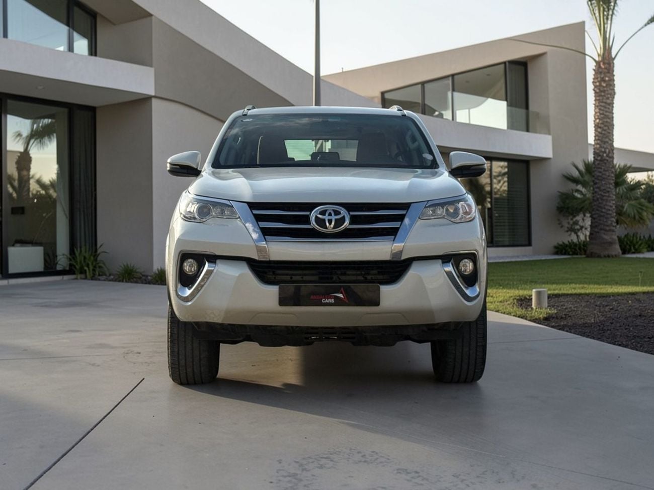 Toyota Fortuner EXR 2.7L (160 HP) AED 1,440 P.M | 0% DOWN PAYMENT | TOYOTA FORTUNER EXR | 2.7L I4 4WD | 2020 | FULL