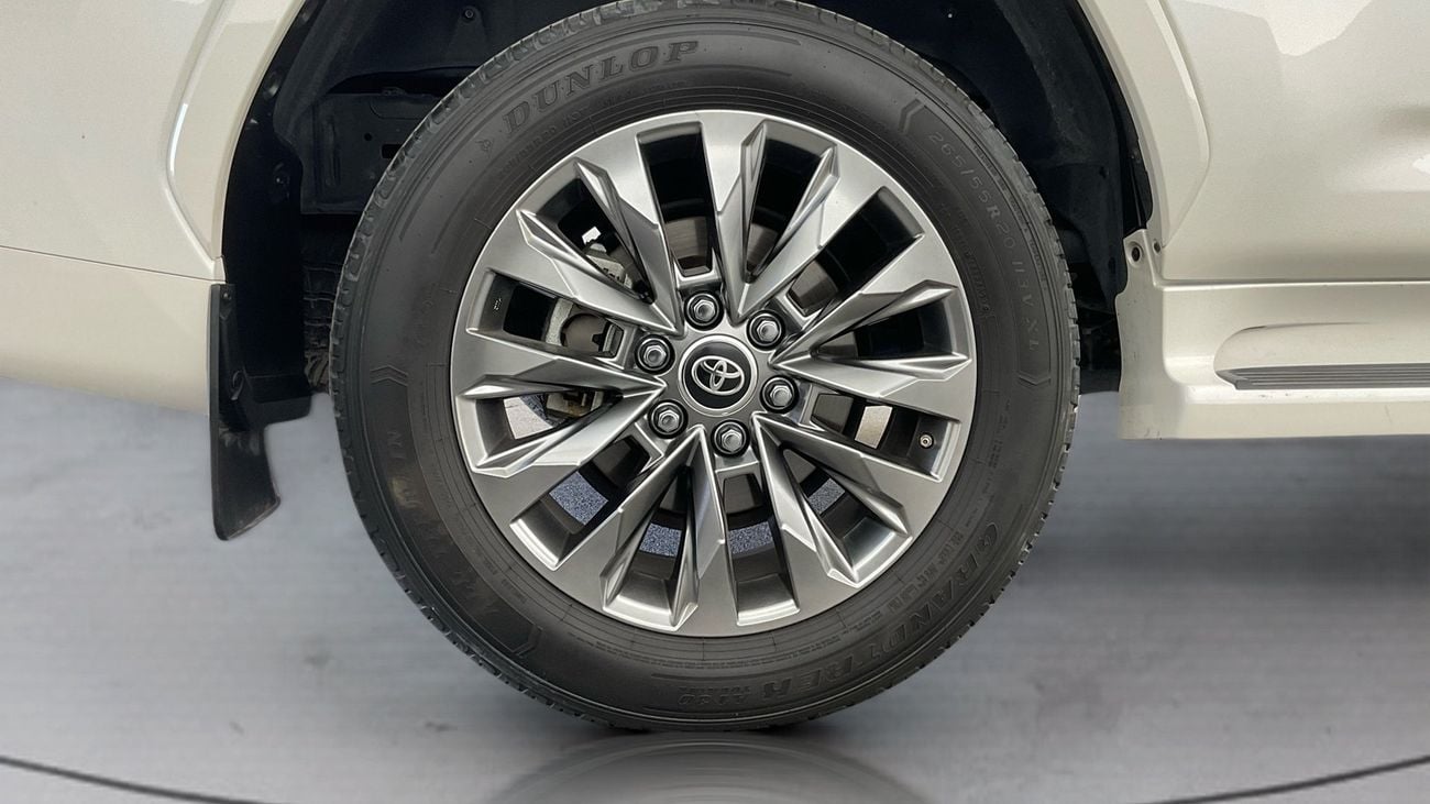 Toyota Land Cruiser GXR | upto AED 20,000 Ramadan Discount | Guaranteed Warranty | 0 Down Payment