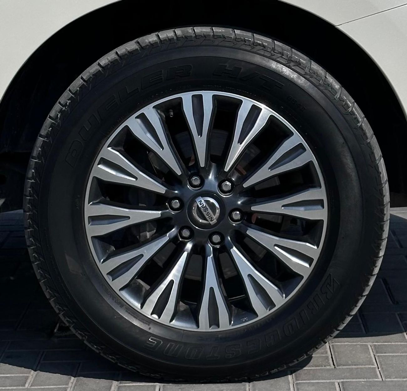 Nissan Patrol LE Platinum 5.6L