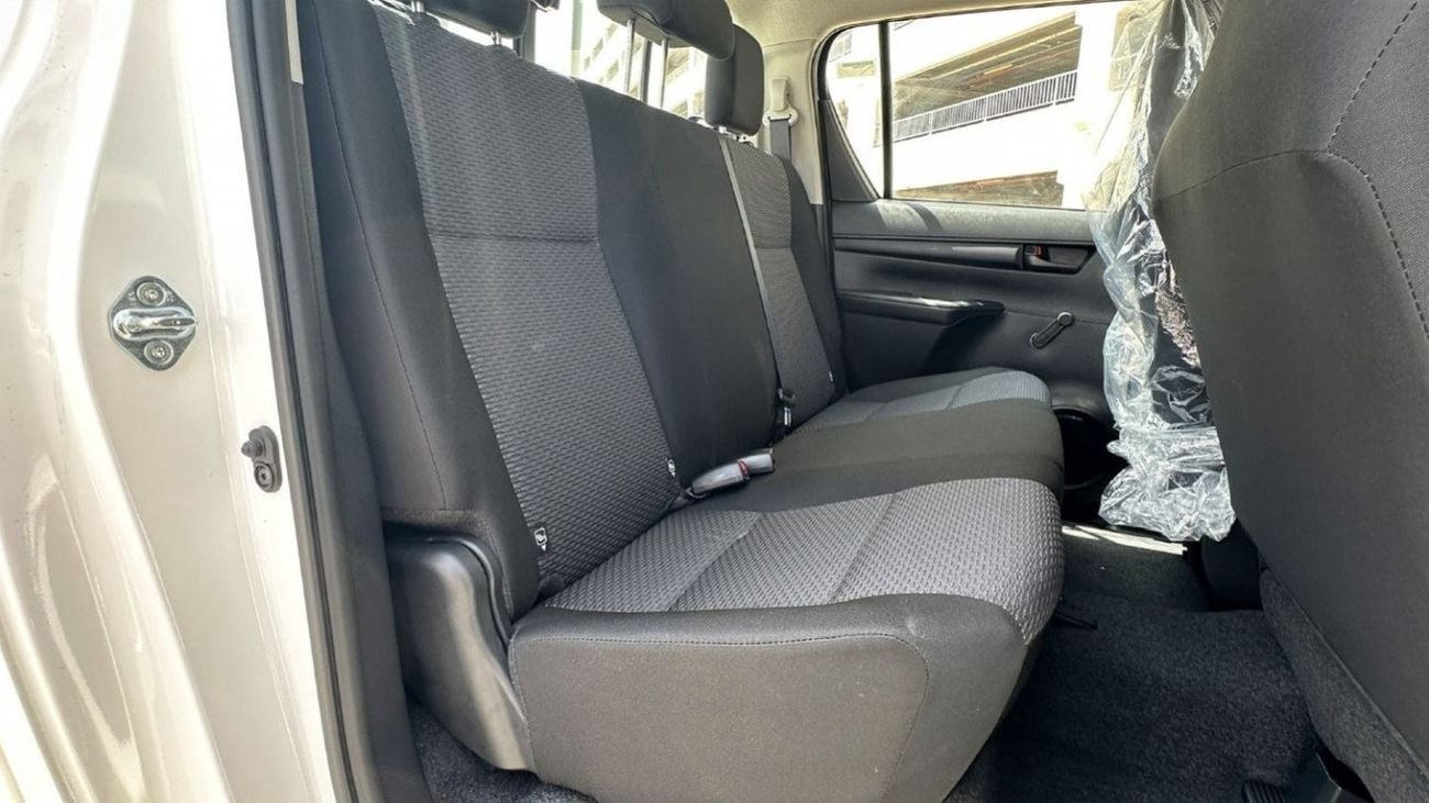 Toyota Hilux 2.4L TURBO DC 4WD MT (EXPORT ONLY)