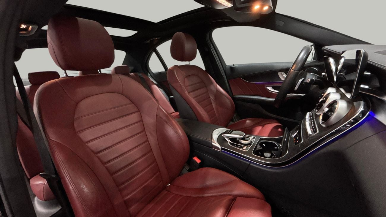 مرسيدس بنز C 200 AMG كارس24 هي سوق ضخم للسيارات المستعملة موثوق ومضمون ٪كارس24 هي سوق ضخم للسيارات المستعملة موثوق ومضمون