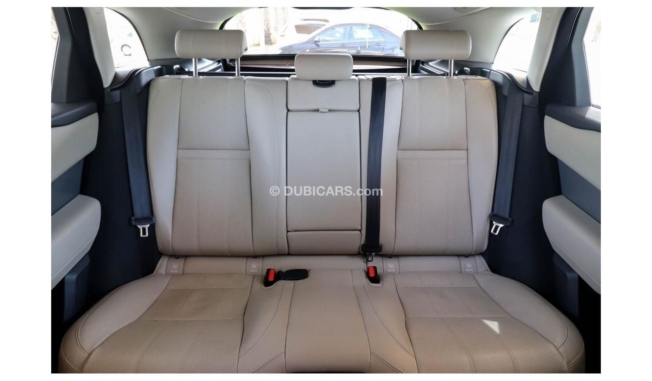 Land Rover Range Rover Velar P250 L560