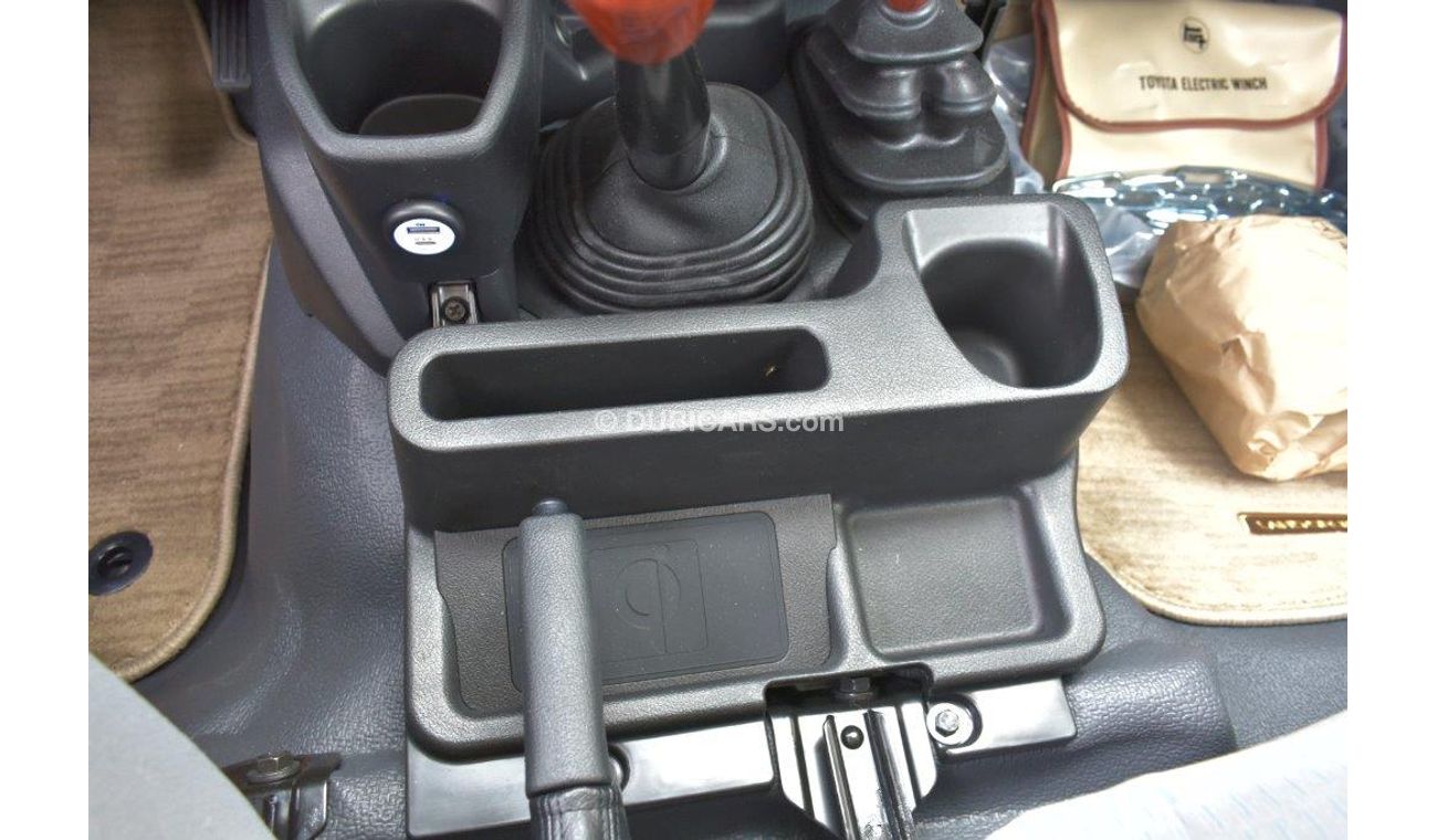 Toyota Land Cruiser Pick Up 79 PICKUP LX LIMITED V8 4.5L TURBO DIESEL 4WD MANUAL TRANSMISSION