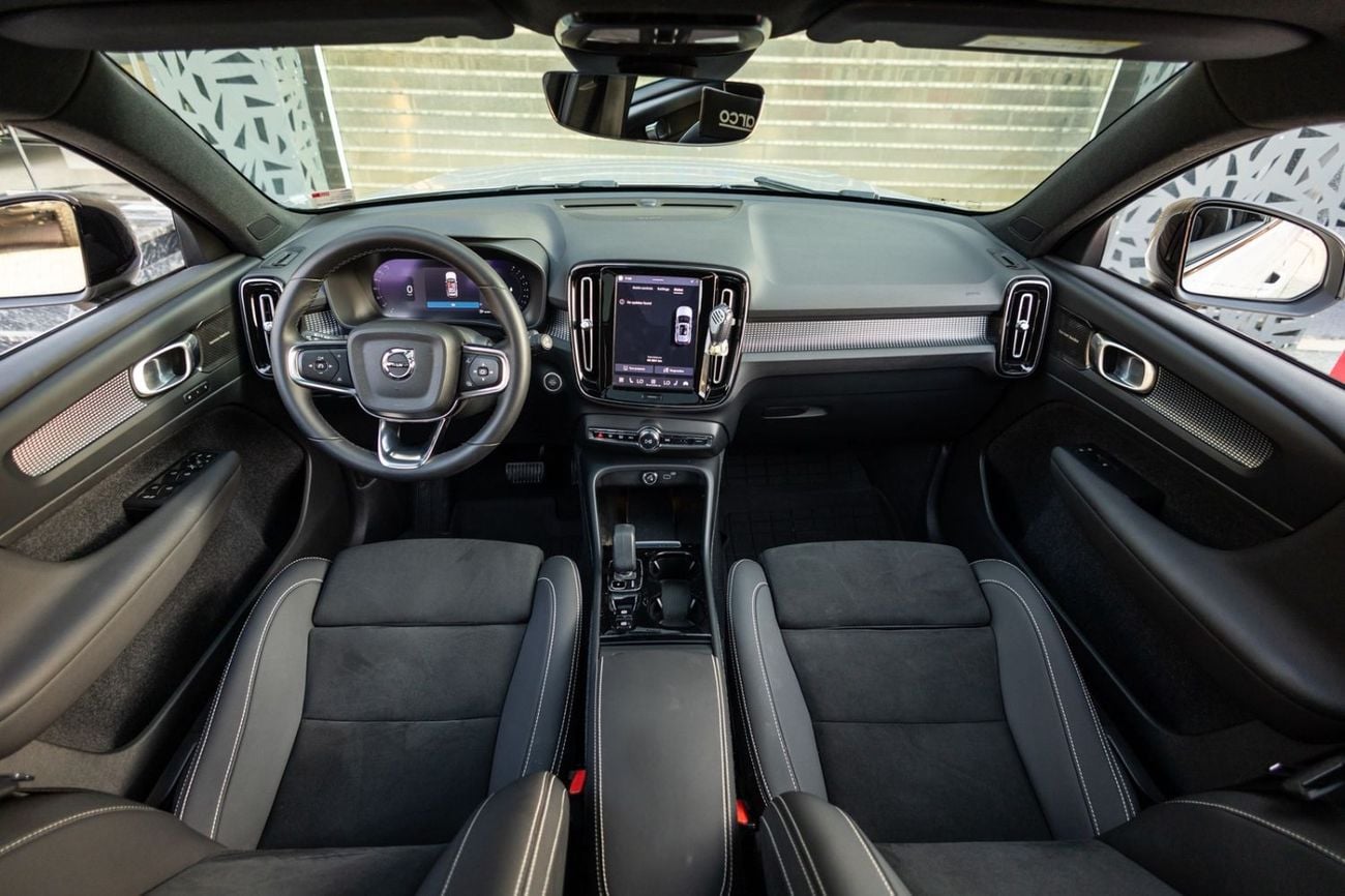 فولفو XC 40 Volvo XC40 2023 مواصفات خليجية مقابل 1,484.00 AED شهريًا