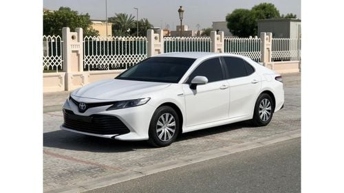 Toyota Camry Camry LE,2020 (Hybrid) 2.5L GCC / accident free