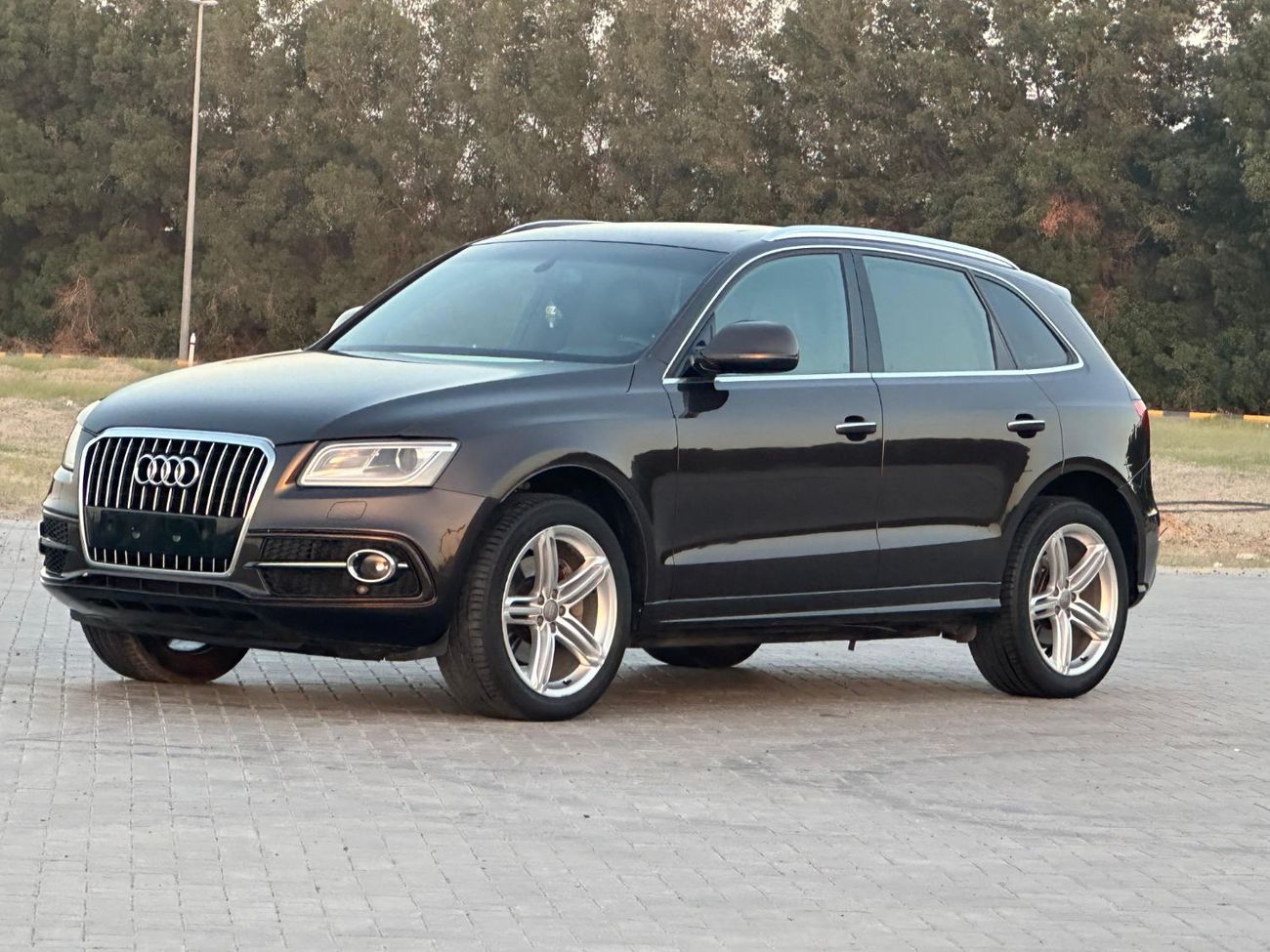 Audi Q5 45 TFSI S-Line 3.0L