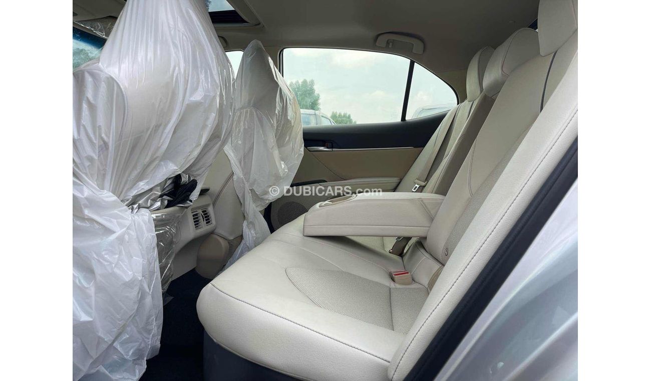 Toyota Camry Toyota Camry 2022 GLE 2.5L 4cyl Hybrid,  HEV, 4dr sedan, , FWD, A/T, Silver Color