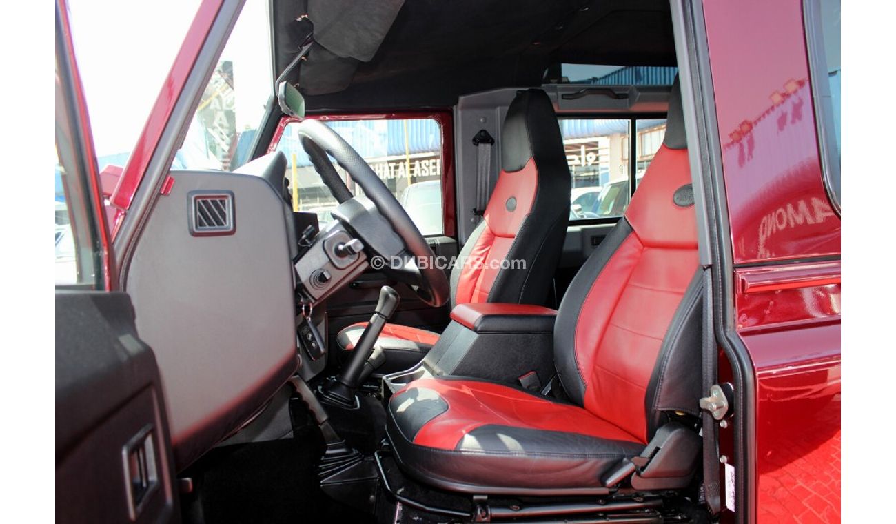 Land Rover Defender (2016) 90 M/T DIESEL, GCC