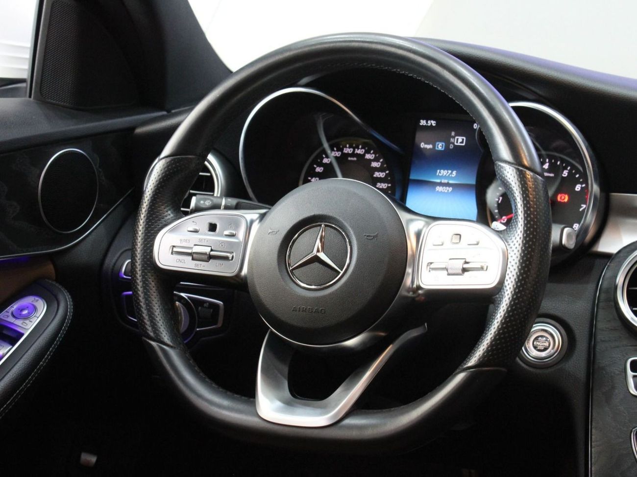 مرسيدس بنز C 200 افانتجارد