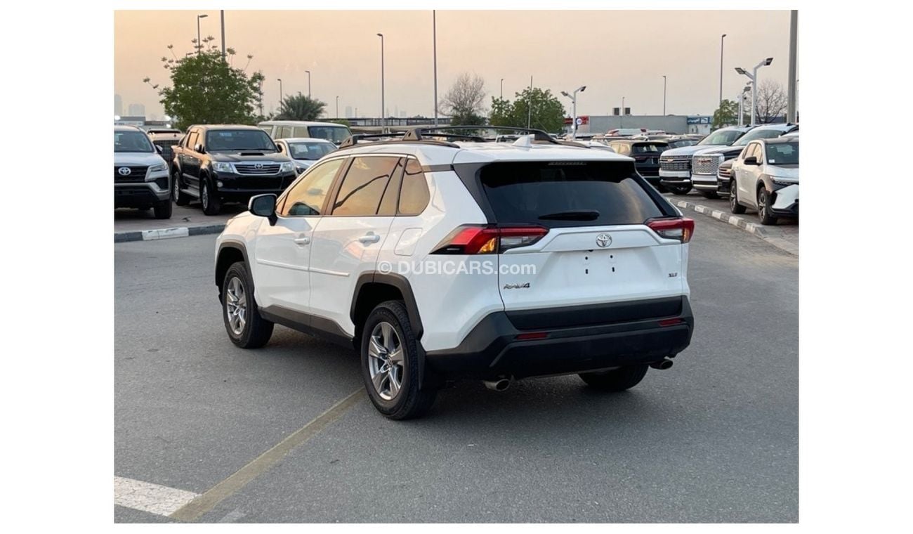 Toyota RAV4 2022 TOYOTA RAV4 XLE FULL OPTIONS IMPORTED FROM USA