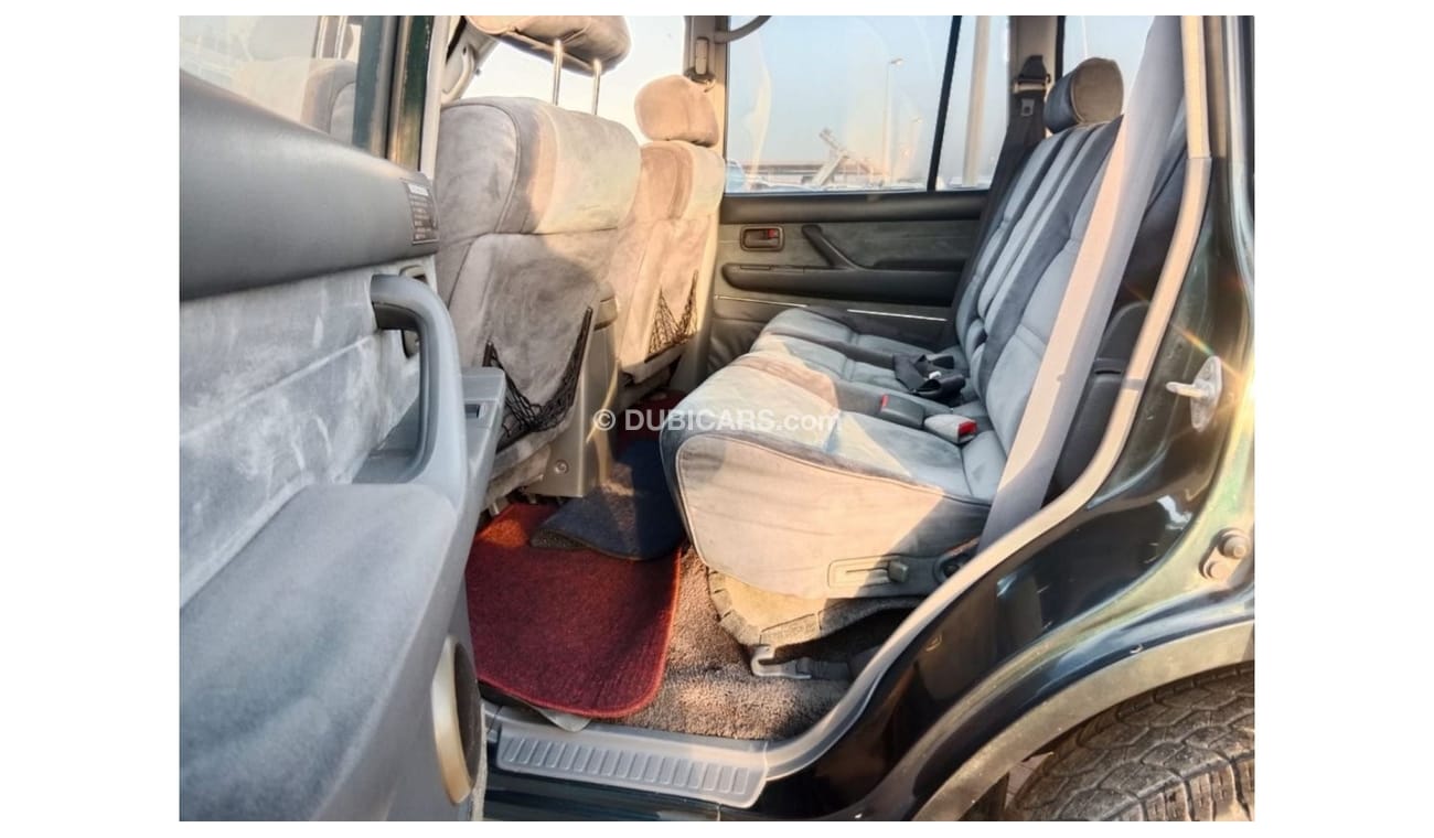 Toyota Land Cruiser TOYOTA LAND CRUISER RIGHT HAND DRIVE (PM1227)