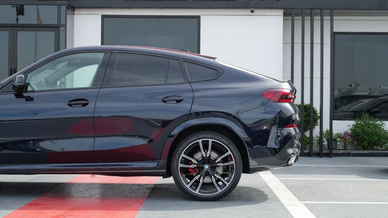 بي أم دبليو X6 BMW X6 M40i V6 M-Sport + Carbon black 2026 MY EXPORT PRICE