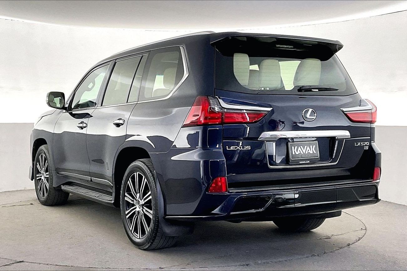 Lexus LX 570 Signature | National Day Celebration | Guaranteed Warranty | 0 Down Payment