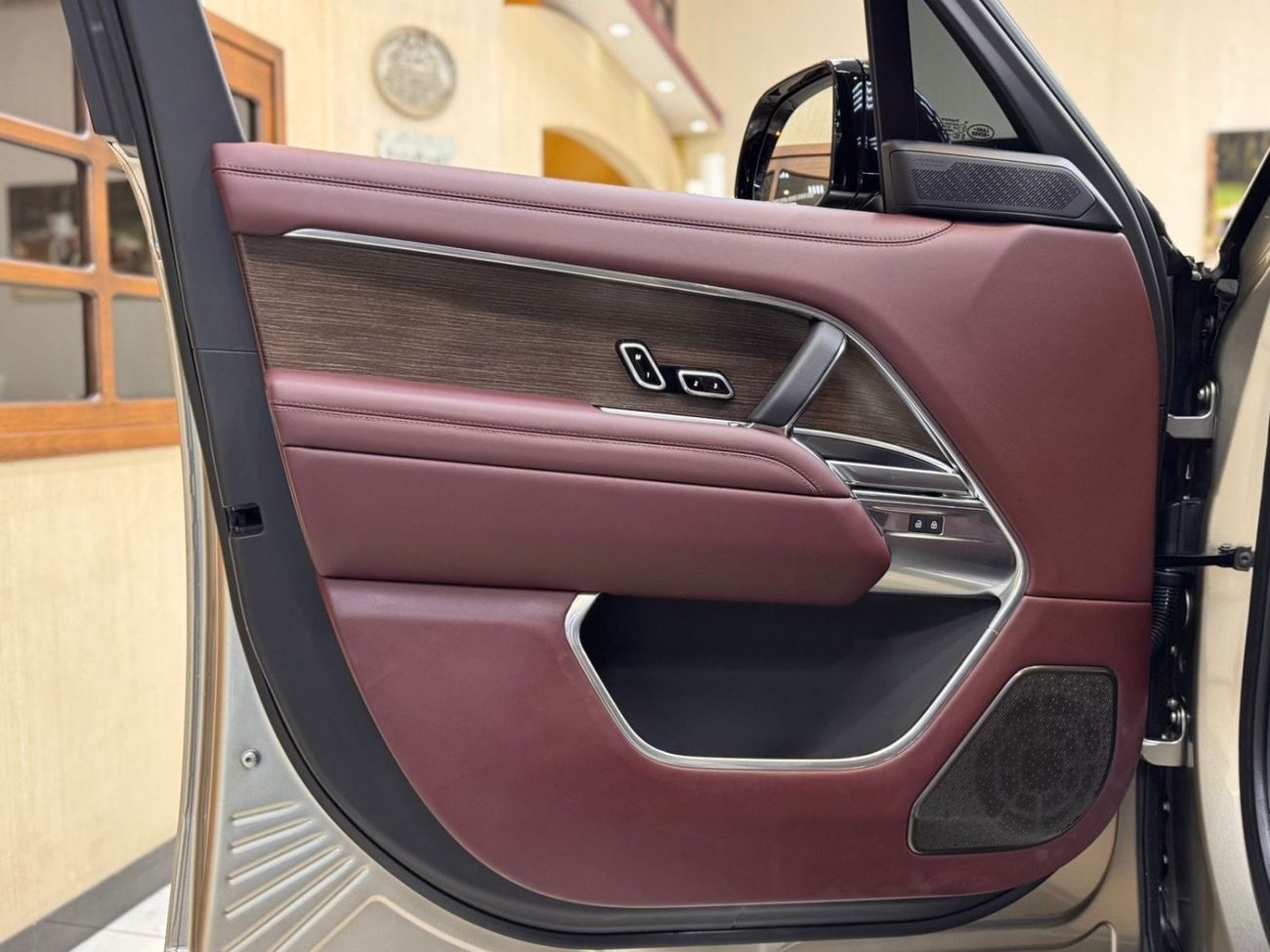 لاند روفر رينج روفر LWB Autobiography P530 4.4L