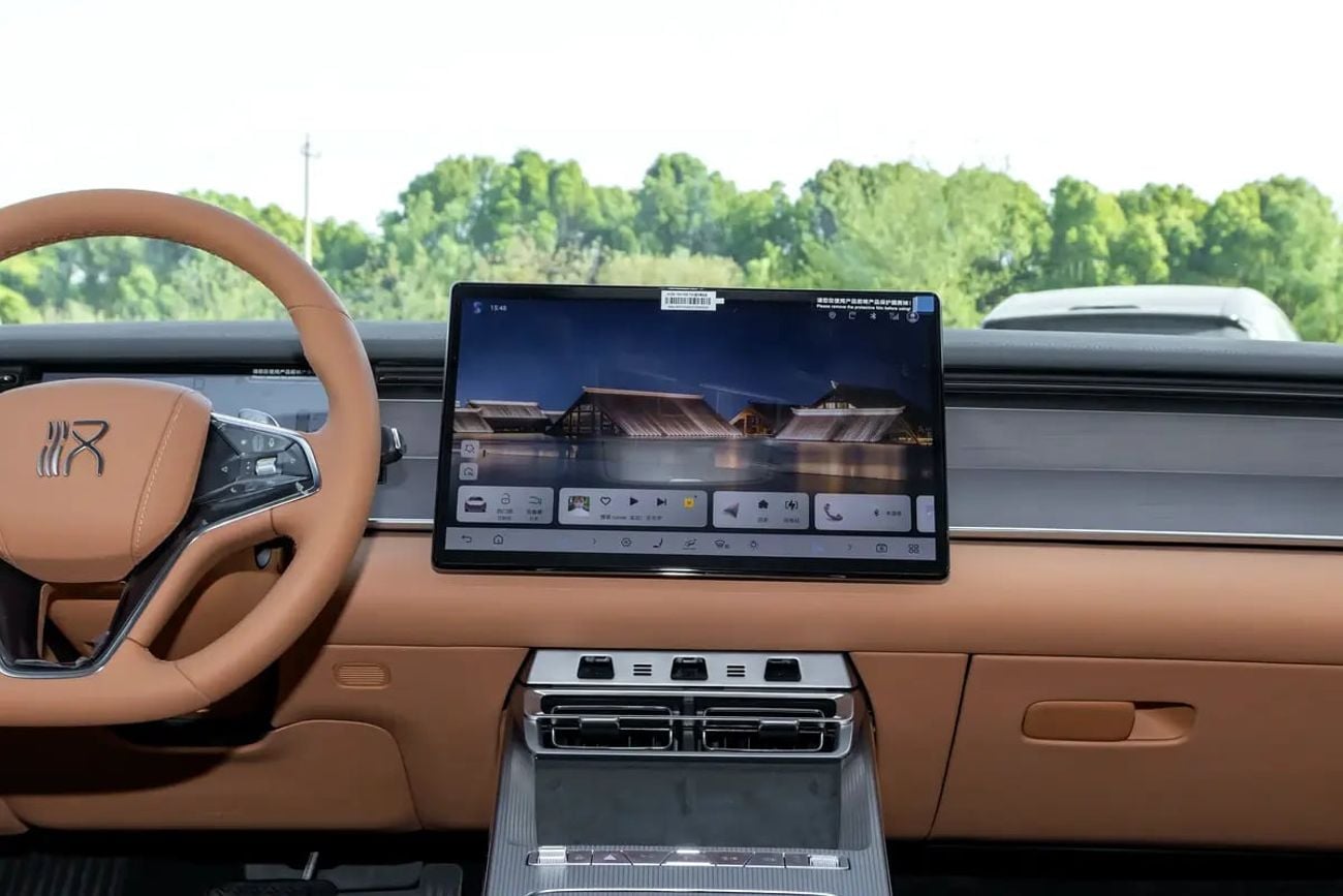 بي واي دي هان L PURE EV 701KM PLATINUM