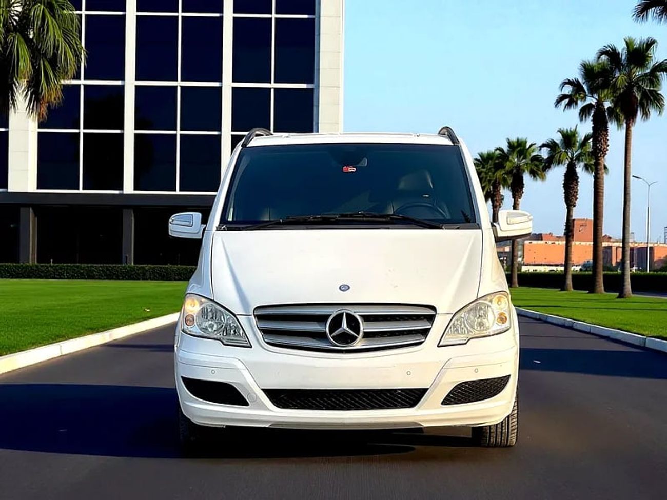 مرسيدس بنز فيانو Trend 3.5L | | | GCC | 3.5L V6