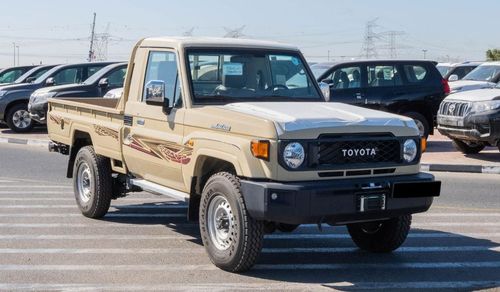 تويوتا لاند كروزر بيك آب 2024 Toyota Land Cruiser LC79 DX 2.8L Diesel Single Cab AT Double Tank