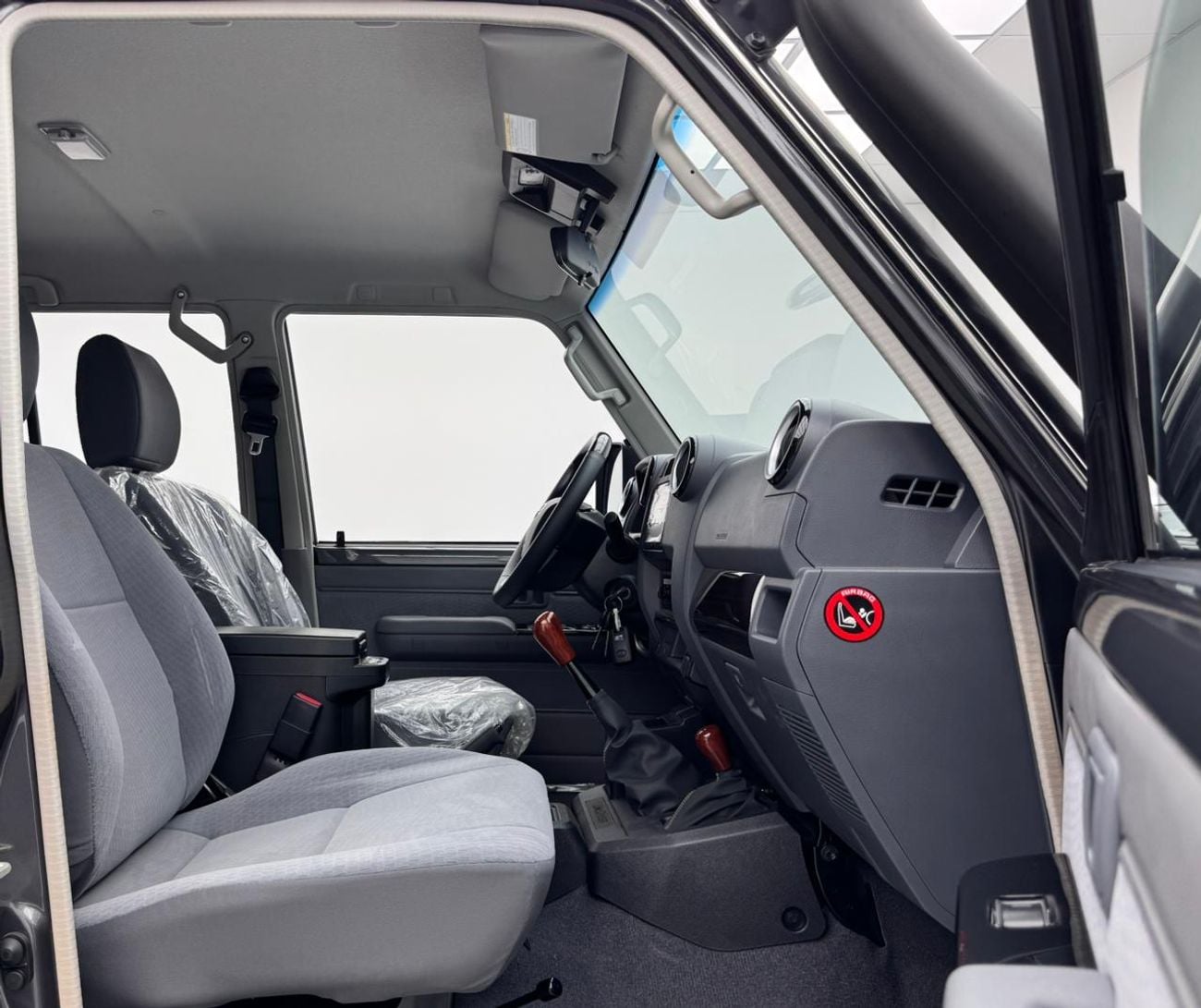 Toyota Land Cruiser 70 Std 4.5L AWD 2024 Toyota Land Cruiser 76 LX, Warranty, Brand New, GCC