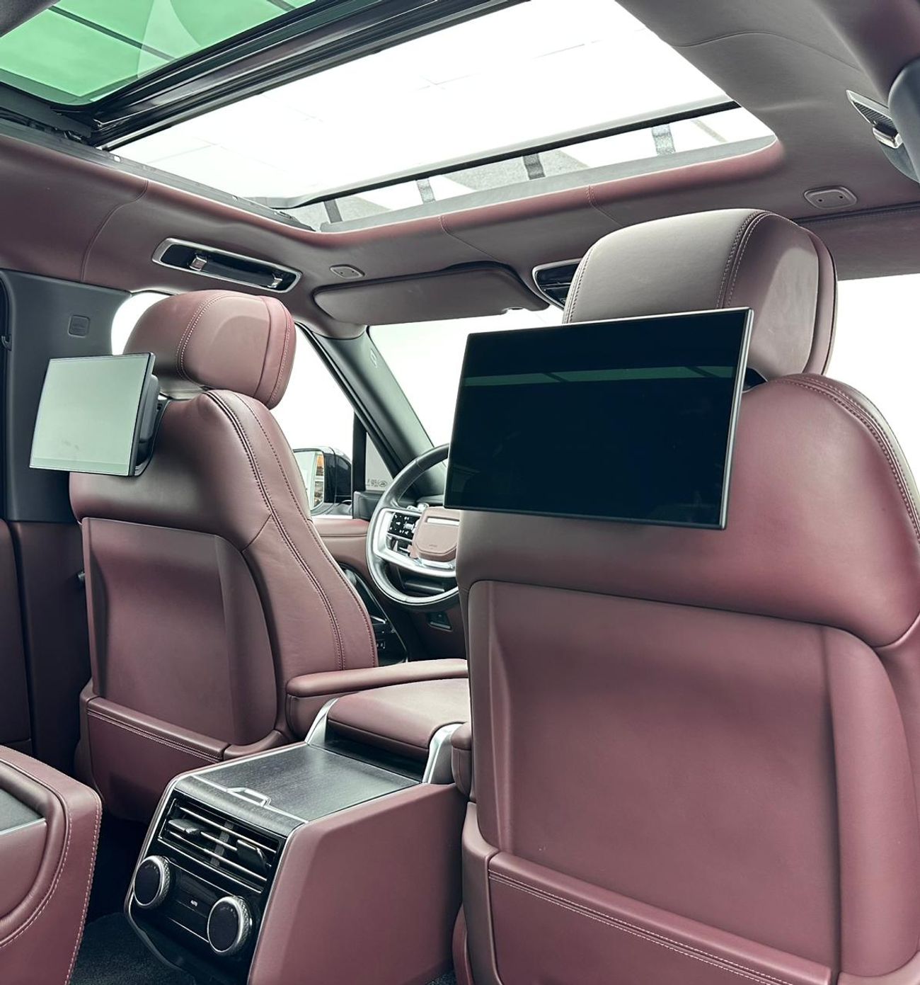 لاند روفر رينج روفر 2023 Range Rover Autobiography P530 LWB, March/2026 Range Rover Warranty + Service Contract, Range R