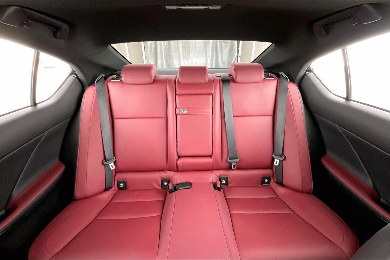 Lexus IS300 Premier | 1 year free warranty | 0 Down Payment