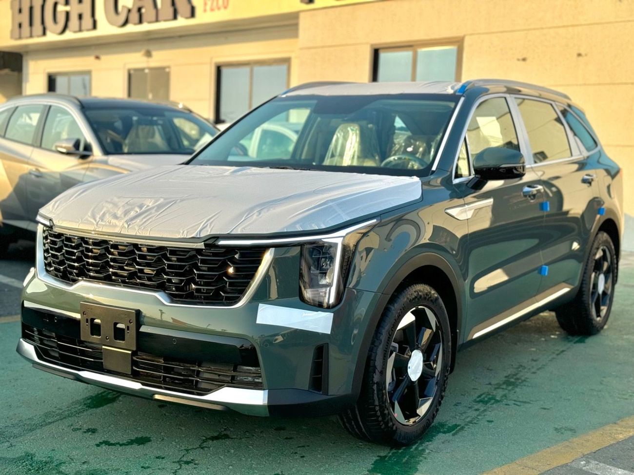 Kia Sorento KIA SORENTO 1.6L (HYBRID) - 2025 MODEL -MID OPTION