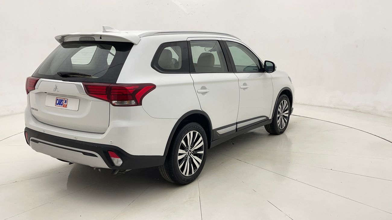 Mitsubishi Outlander GLX MID 2.4 | Zero Down Payment | Home Test Drive