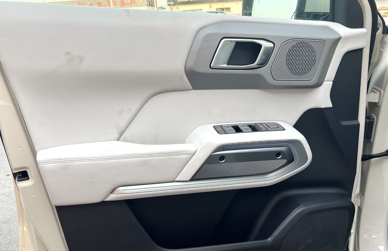 BYD Leopard Titanium 3 MAX 2025 4x2 Titanium 3 (Export Only)