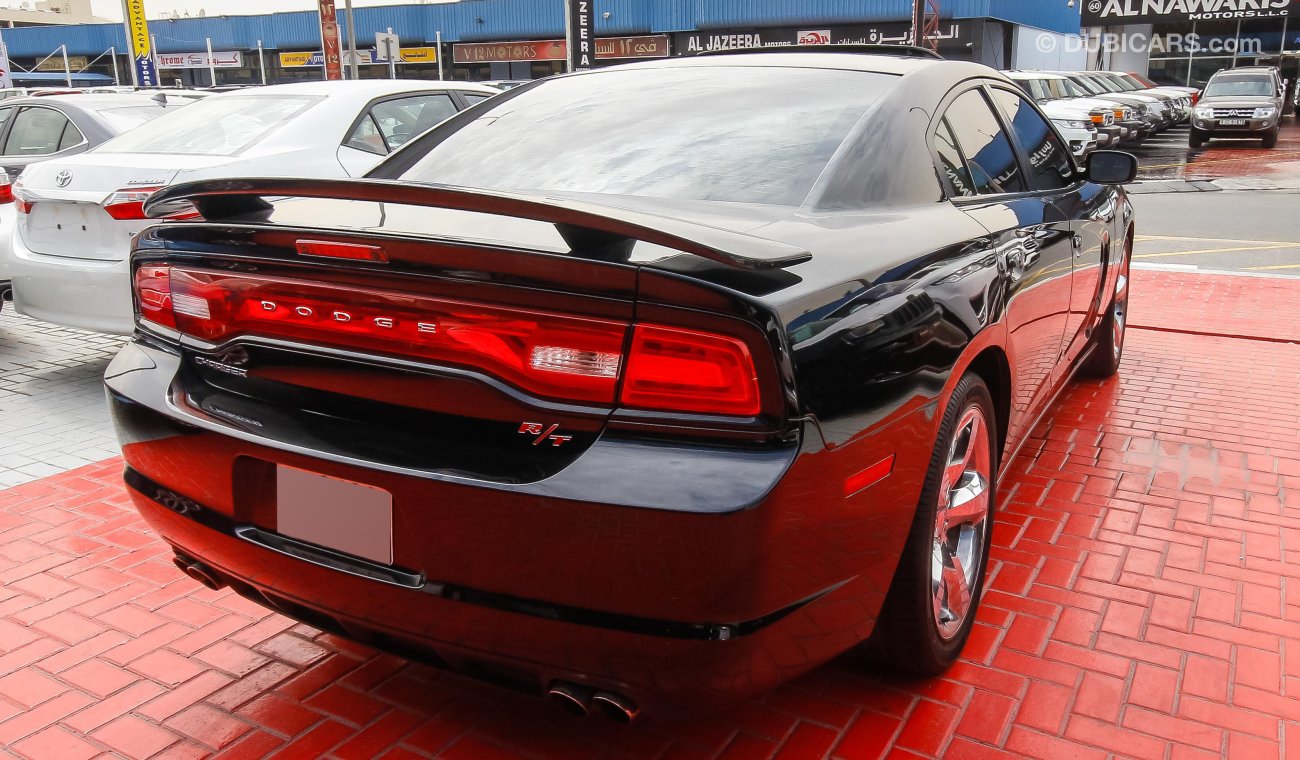 Dodge Charger R/T 5.7