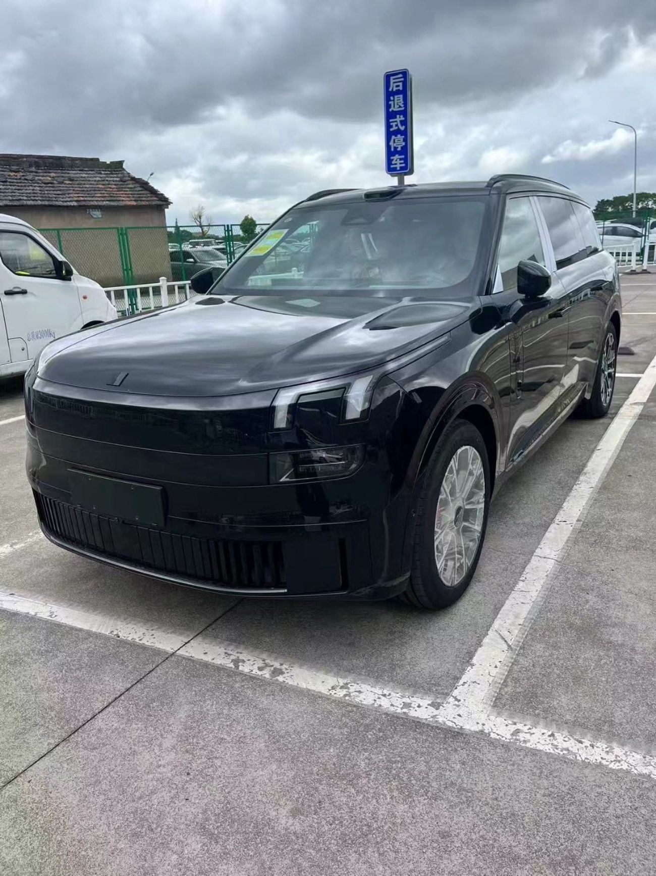 لينك أند كو 900 Lynk &co 900 ultra