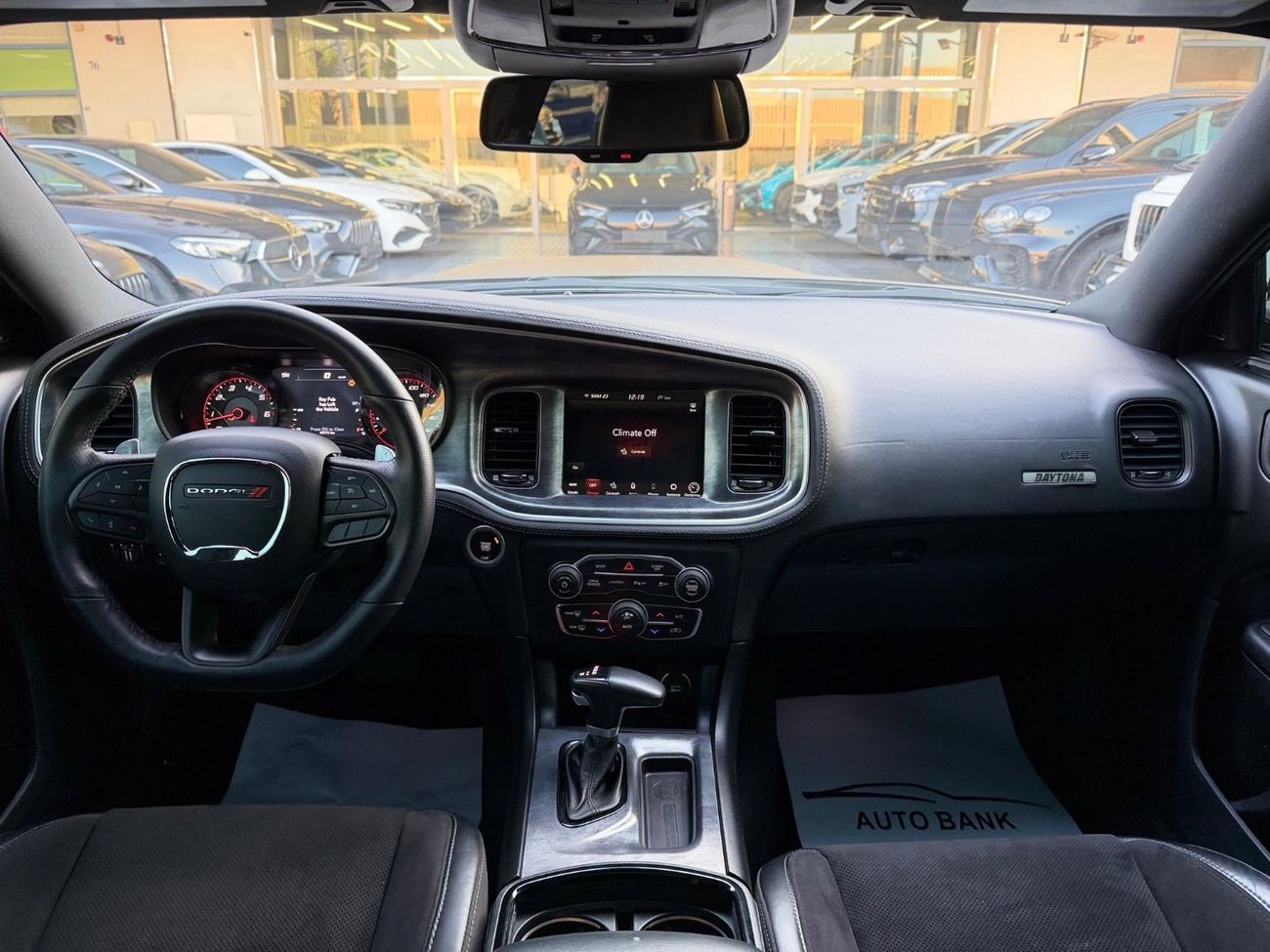 Dodge Charger SRT8 6.4L