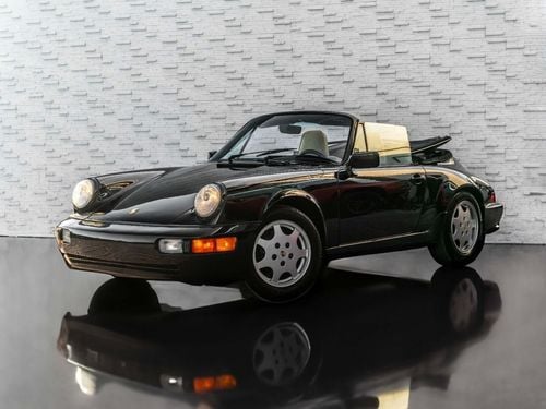 Porsche 911 CARRERA
