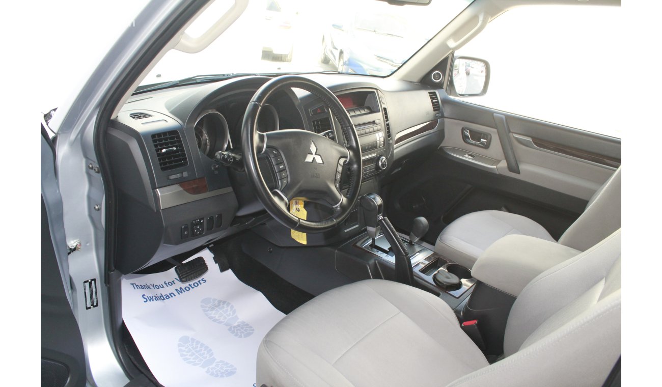 Mitsubishi Pajero 3.5L V6 GLS