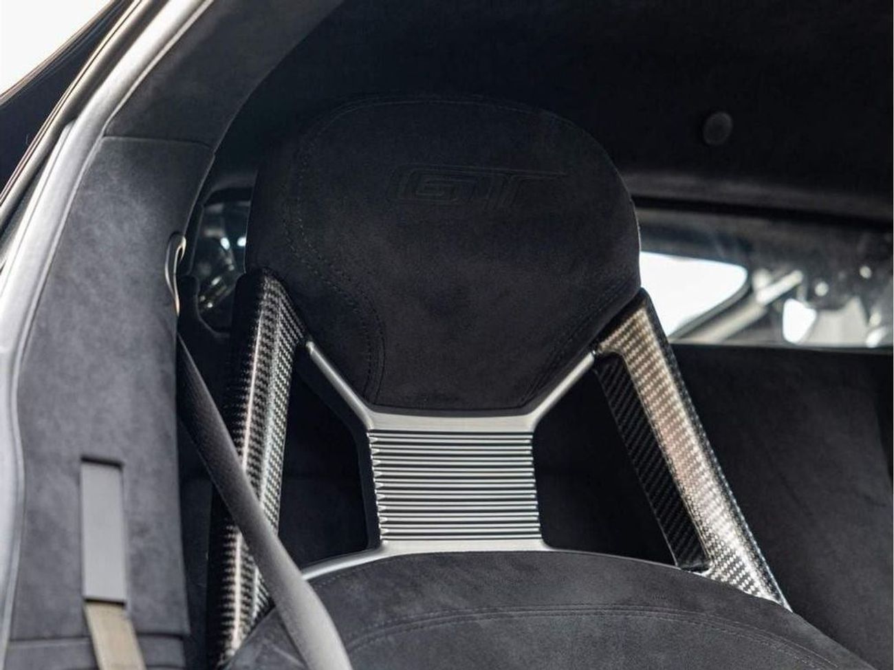 فورد جي تي 3.5 2dr LEFT HAND DRIVE