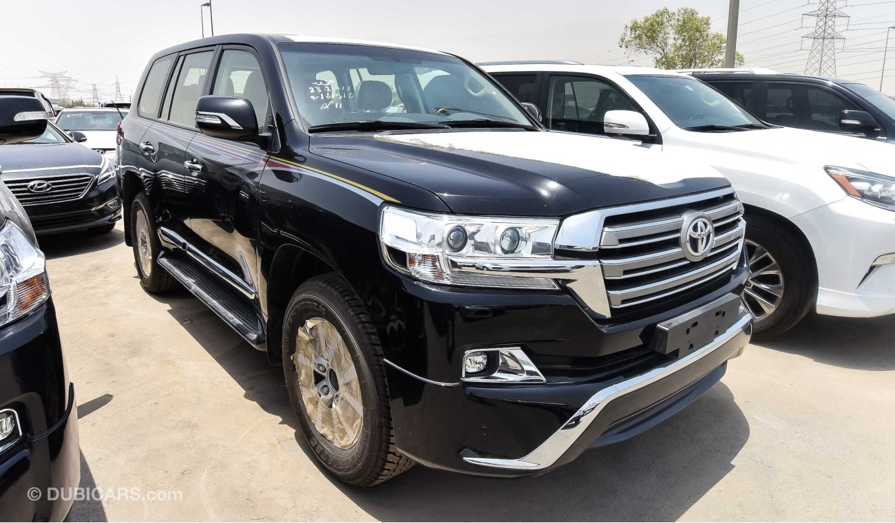 Toyota Land Cruiser GXR V8