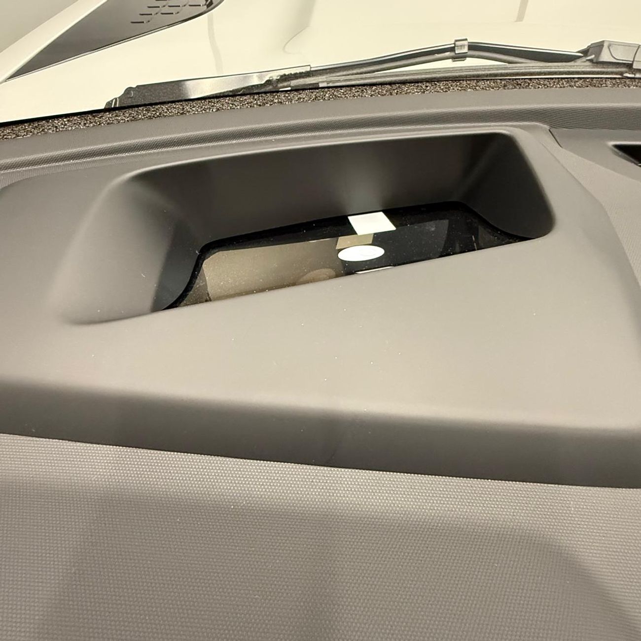 Land Rover Defender 110 P400 X-Dynamic HSE | Brand New | New Color | Al Tayer Warranty & Service Contract