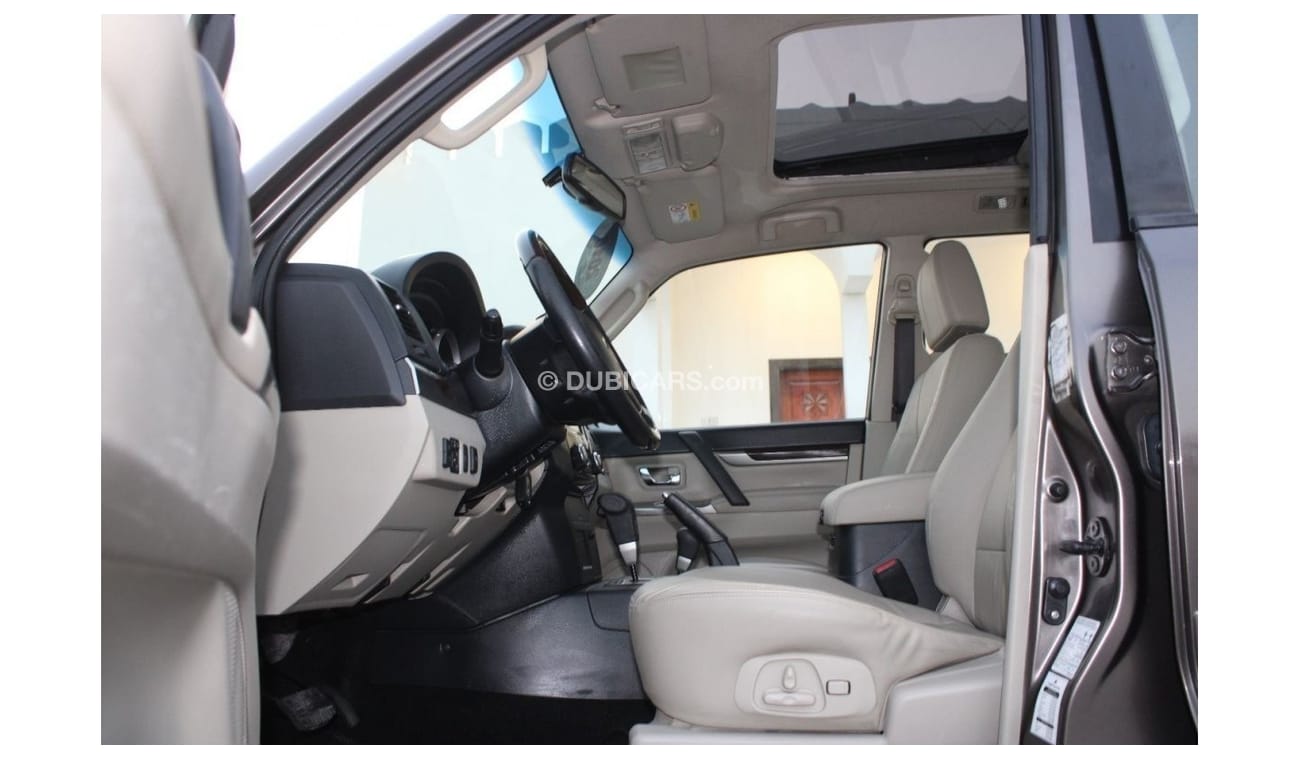 ميتسوبيشي باجيرو ميتسوبيشي باجيرو 2016 خليجي فل أوبشن بحالة ممتازة بدون حوادث نظيفه جدا من الداخل والخارج