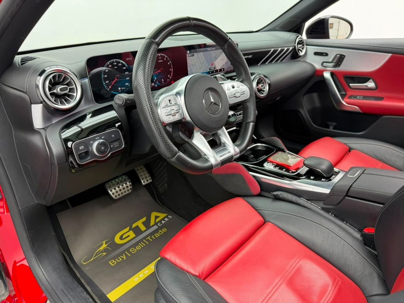 Mercedes Benz A35 AMG 4MATIC