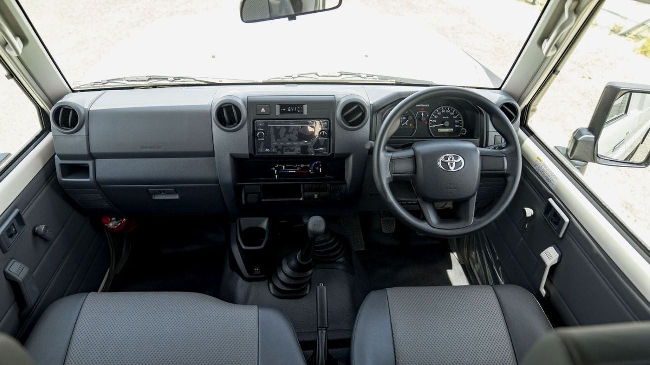 تويوتا لاند كروزر Toyota Landcruiser LC78 3doors diesel 4.2L RHD