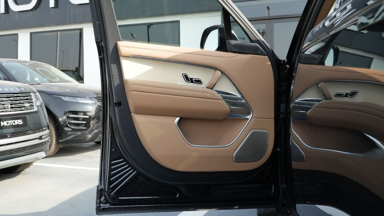 لاند روفر رينج روفر SV SWB P615  4.4L Santorini Black 2026MY Export Only
