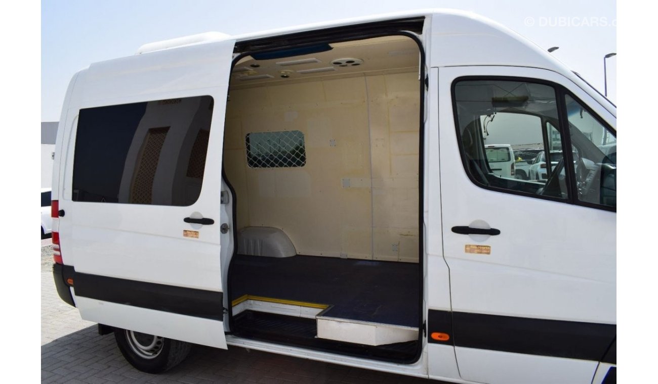 مرسيدس بنز سبرينتر Mercedes Sprinter Van, Model:2014. Excellent condition