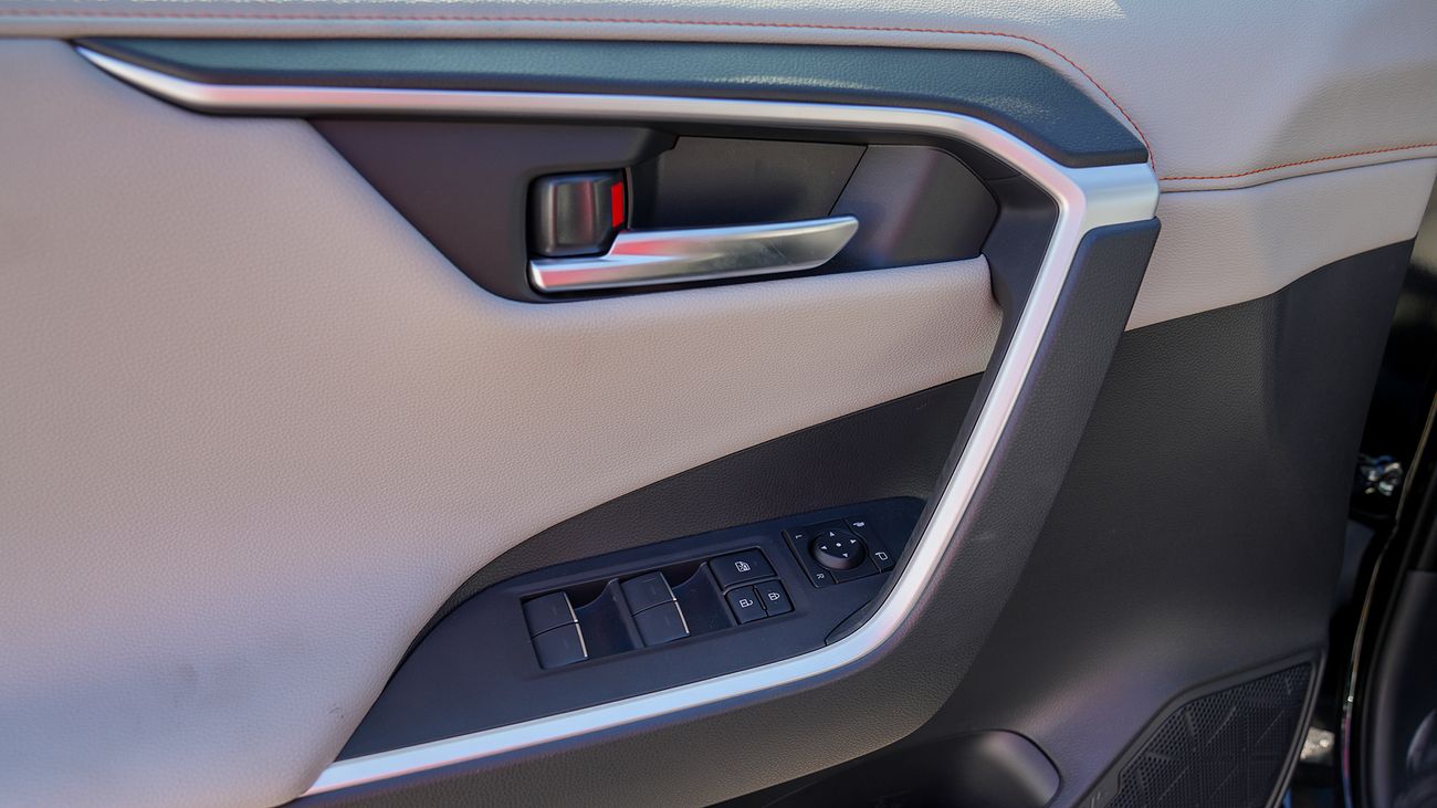 تويوتا راف ٤