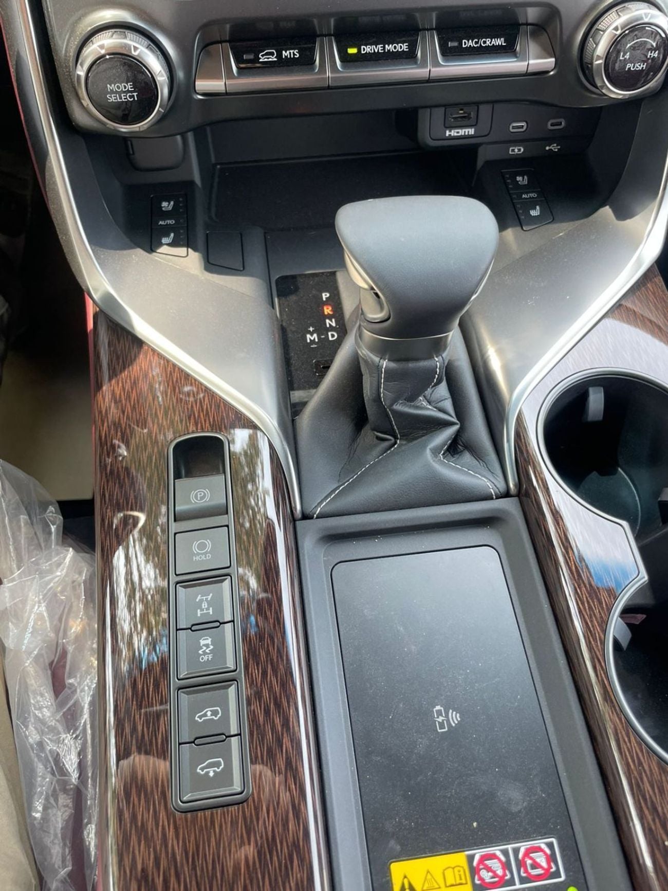 Lexus LX600 SIGNATURE