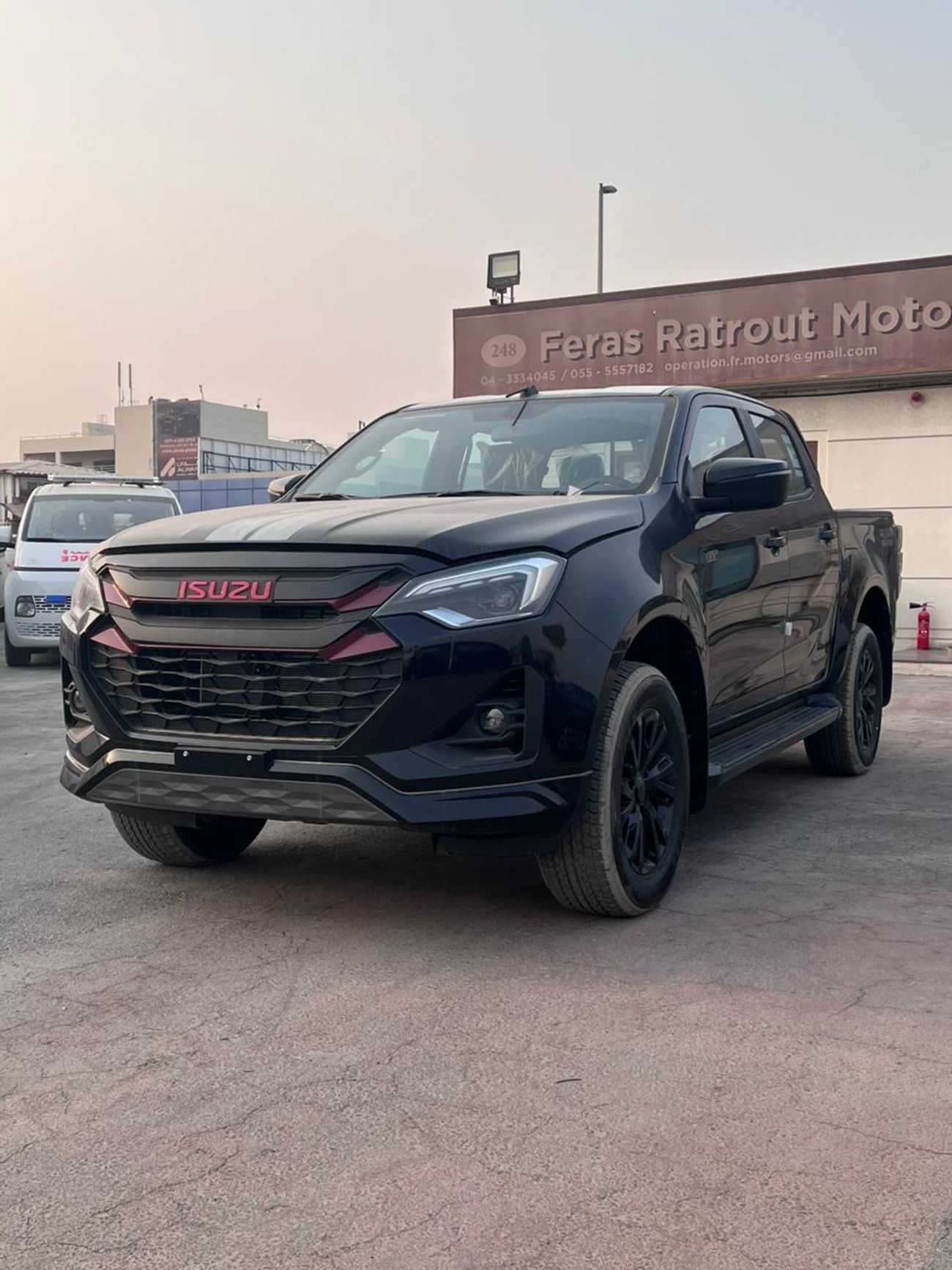إيسوزو D ماكس
