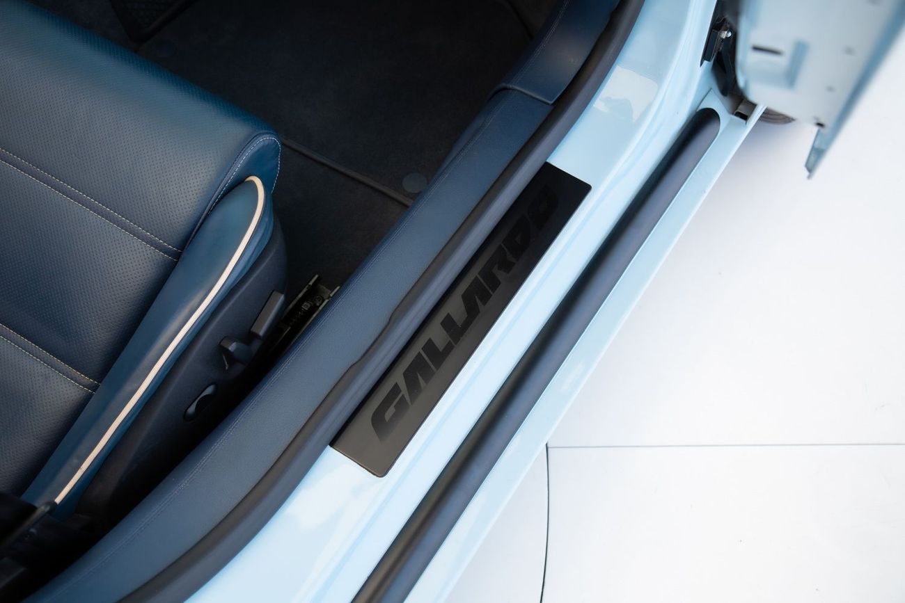 لامبورغيني جاياردو Lamborghini Gallardo Spyder