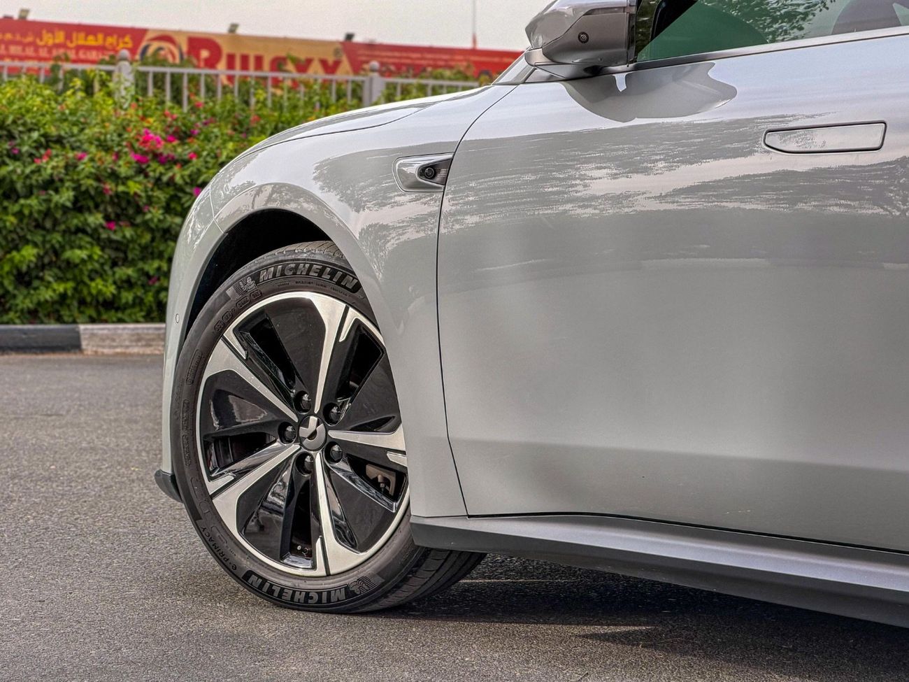 نيو ET5 Nio ET5 Long Range | 100 kWh | WLTC (580 Km) | 490 Hp | Law Mileage (75,000 Km)