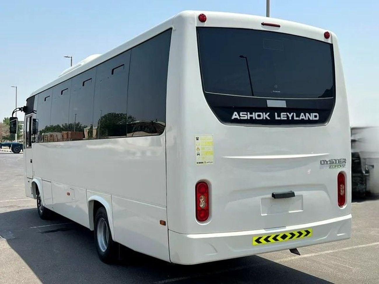 اشوك ليلاند أويستر Ashok Leyland Oyster MY-2026
