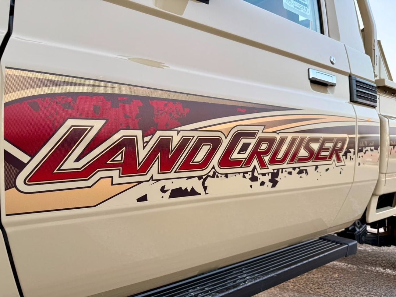 Toyota Land Cruiser Pick Up Toyota LC79 LX Single Cabin - A/T - Omani Full Option 2026 (Export)